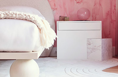 Bedroom with the pink walls